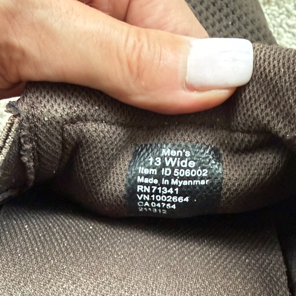 L.L. Bean Men's Dark Brown Slip-On Loafers - Picture 7 of 7